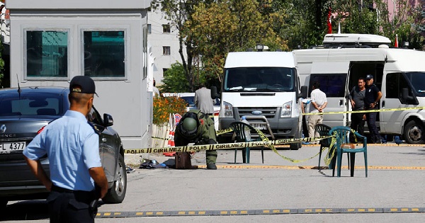 A bomb disposal expert examines a bag in front of the Israeli Embassy in Ankara, Turkey, September 21, 2016.
