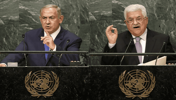 Israeli Prime Minister Benjamin Netanyahu (L) and Palestinian President President Mahmoud Abbas (R) at the U.N. General Assembly Sept. 22, 2016.