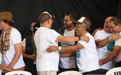 The peace accord will be signed next Monday by Colombian President Juan Manuel Santos and FARC leader Rodrigo Londoño Echeverri.