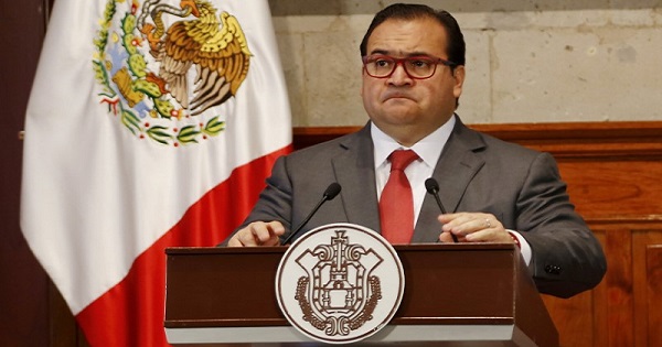 Javier Duarte, Governor of the state of Veracruz, attends a news conference in Xalapa, Mexico, August 10, 2015.