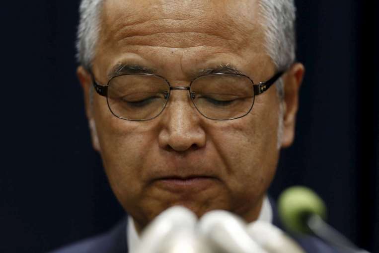 Japanese Economy Minister Akira Amari said he would resign from his post over a bribery scandal, on Jan 28, 2016.