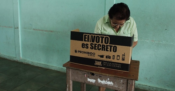 Some 3.2 million Costa Ricans and and 53,000 foreign nationals are registered to vote in Sunday's elections.