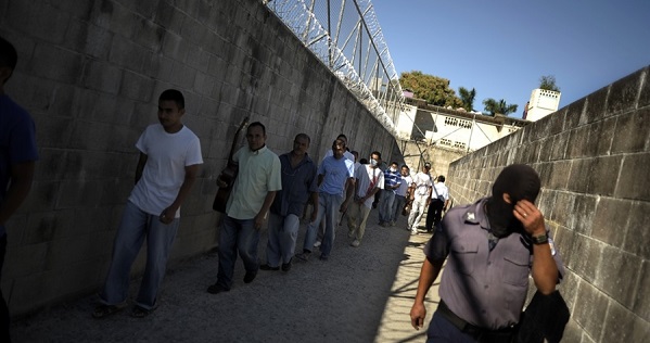 El Salvador's overcrowded prisons will see a bit of relief as government plans on moving more security to the streets.