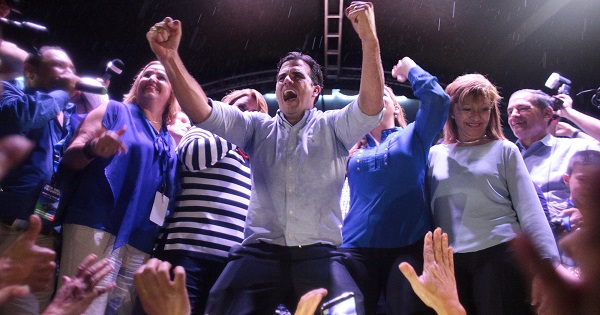 Ricardo Rossello (C) celebrates with followers after winning the governorship in the country's gubernatorial elections, in San Juan, Puerto Rico, Nov. 8, 2016.
