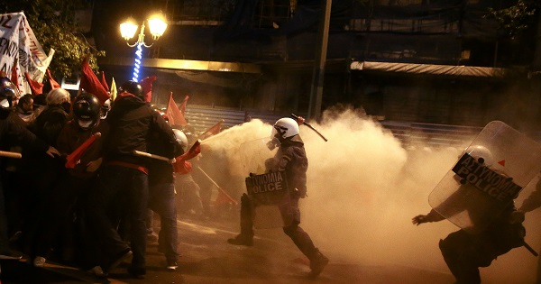 Greek Police Crack Down on Anti-Obama Protests