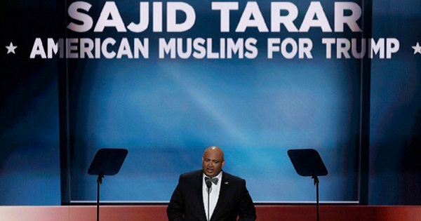 Sajid Tarar, founder of Muslims for Trump, speaks at a rally.
