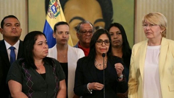 Venezuelan Foreign Minister Delcy Rodriguez (C) has said right-wing governments in the region were trying to stage a coup inside Mercosur.