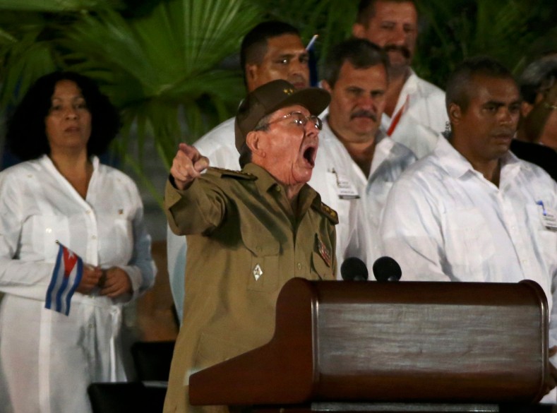 Cuban President Raul Castro speaks at a tribute to his brother and late former Cuban leader Fidel Castro in Santiago de Cuba, Dec. 3, 2016. 