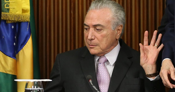 Brazil's President Michel Temer attends a meeting with political leaders to back his unpopular pension reform proposal, Brasilia, Dec. 5, 2016.