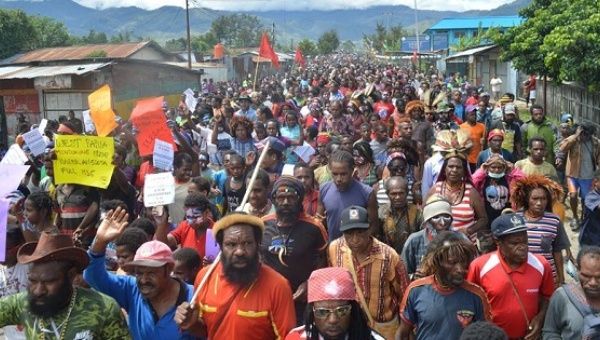 Independence protestors march in Wamena, West Papua, Dec. 19. 2016.