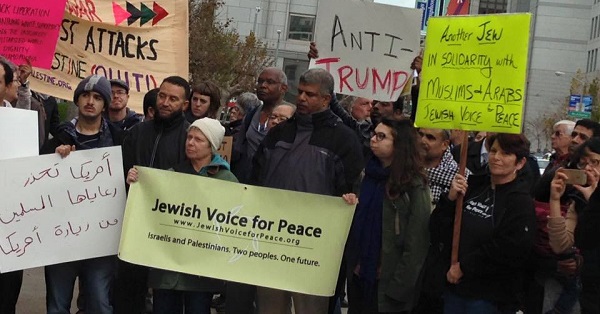 A December 2015 Jewish Voice for Peace rally in San Francisco