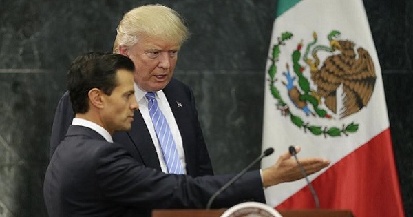 U.S. President-elect Donald Trump and Mexico's President Enrique Pena Nieto arrive for a press conference in Mexico City, Mexico, August 31, 2016.