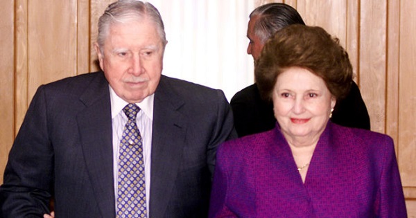 Former Chilean dictator Augusto Pinochet with his wife Lucia Hiriart.