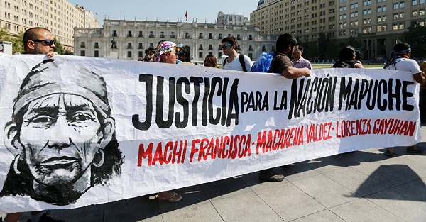 Protesters in Santiago, Chile demand the release of the Mapuche spiritual leader Francisca Linconao.