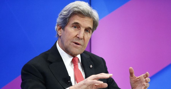U.S. Secretary of State John Kerry at the annual meeting of the World Economic Forum, Davos, Switzerland, Jan. 17, 2017.