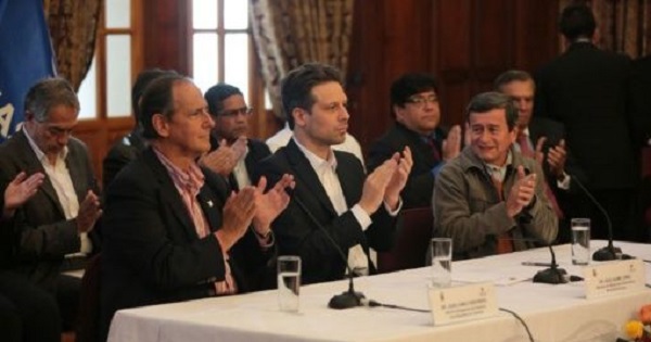 Ecuador's Foreign Minister welcomed the announcement and said that peace in Colombia meant peace for all Latin America.