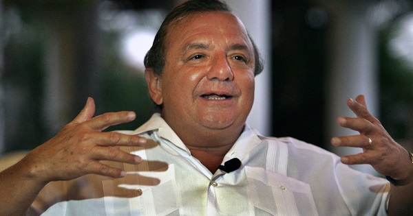 Ecuador's billionaire banana man, Alvaro Noboa