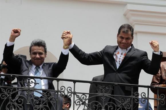 Outgoing President Rafael Correa and incoming president Lenin Moreno.