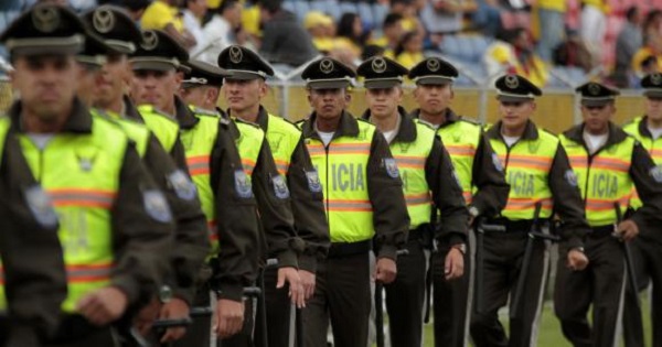 Law enforcement officers representing the national police of Ecuador.