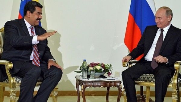Russian President Vladimir Putin and Venezuelan President Nicolas Maduro in Istanbul, Turkey, Oct. 10, 2016. 