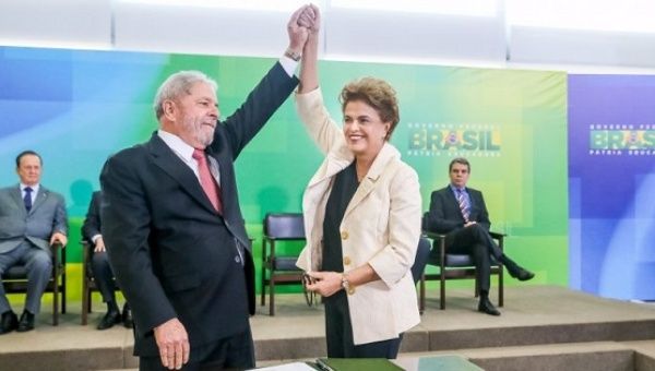 Rousseff says Lula's candidacy and future win will mean a shift towards a democratic government in Brazil. Archive photo.