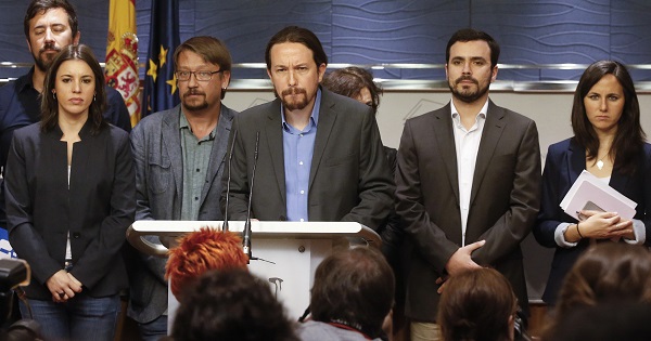 Podemos leader Pablo Iglesias announces plans to pursue a no confidence vote against Prime Minister Mariano Rajoy in a press conference in Madrid, April 27, 2017.