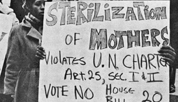 Women protesting the “Sterilization of Mothers” in 1971.
