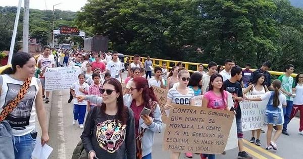Teachers and social organizations will continue to march in the streets of Colombia.