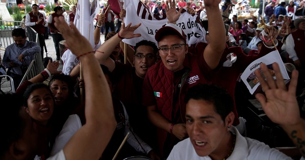 Supporters of Delfina Gomez of Morena, candidate for the governor of the State of Mexico, support her campaign in Metepec, State of Mexico, May 16, 2017.