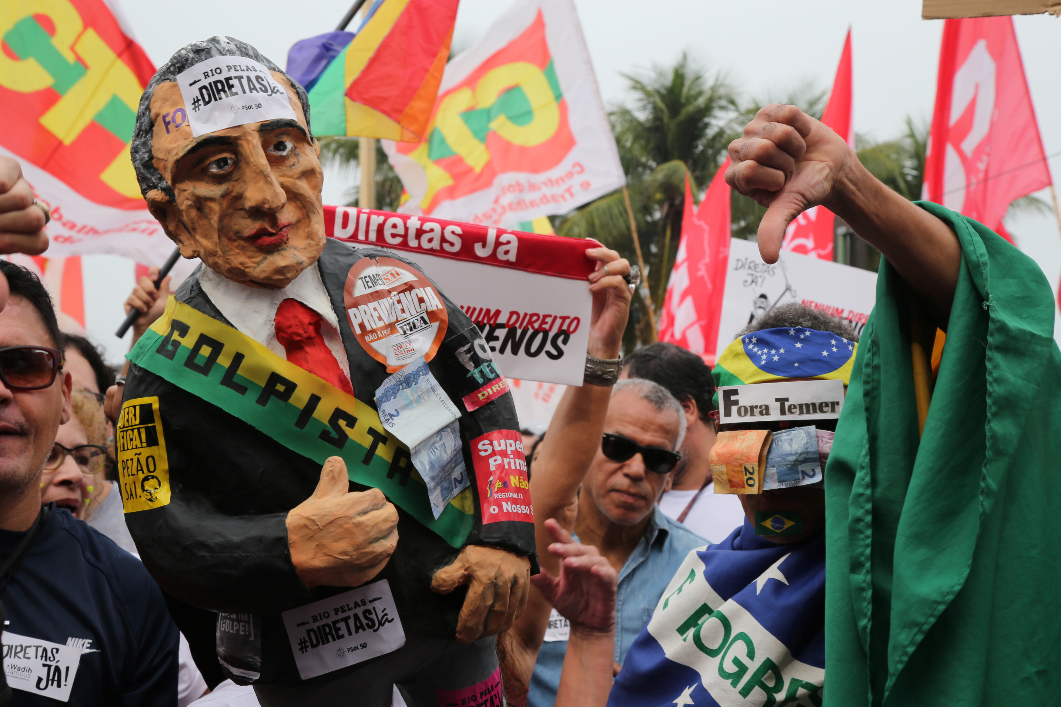 Popular protests against corruption have intensified in recent weeks in Brazil.