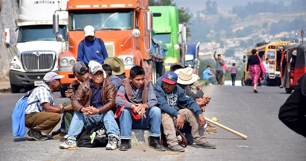 Campesinos protesting during the May demonstrations.
