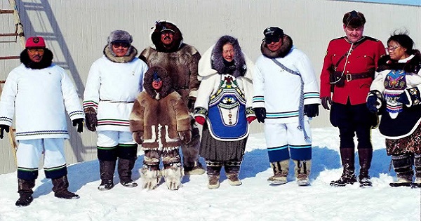 Ceremony held for the founding of Nunavut.