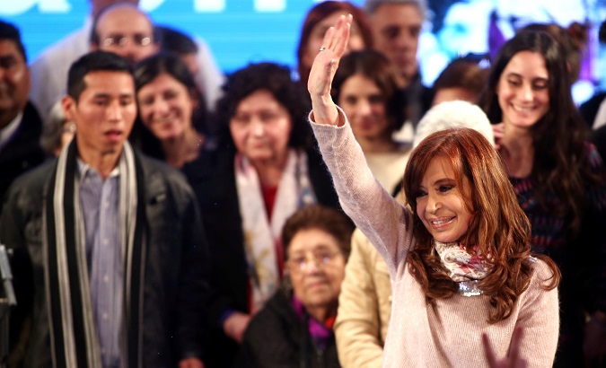 Cristina Fernandez has accused the government of manipulating the results of the Argentine primaries.