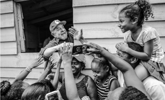 Lula visits the Brazilian state of Bahia during his 