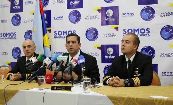 Avianca pilots on strike hold press conference against aviation ruling.
