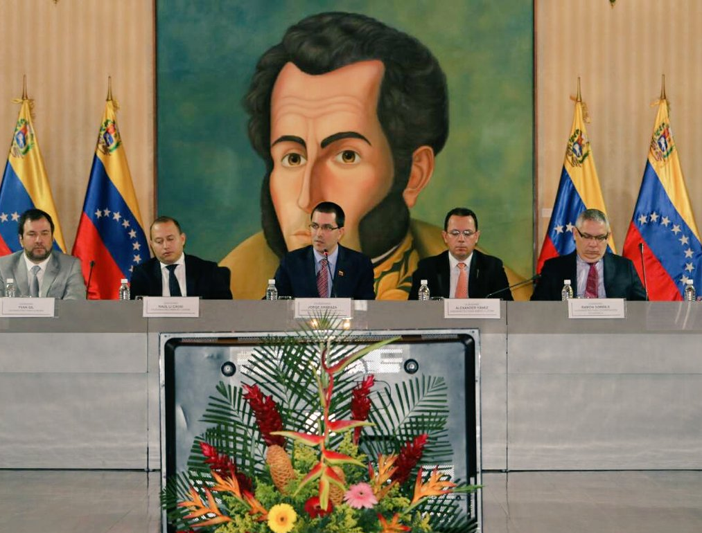 The Venezuelan Foreign Minister Jorge Arreaza (C), speaking in Caracas, Venezuela, October 13, 2017.