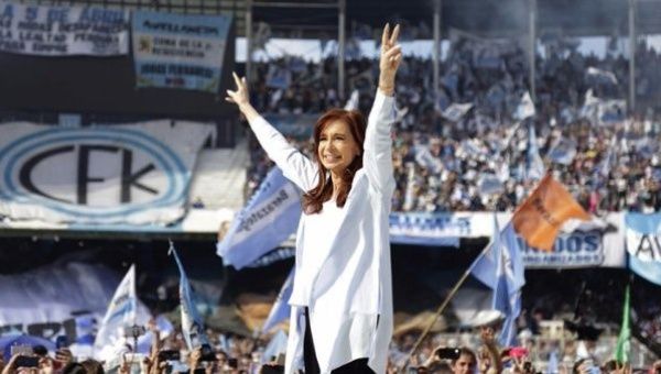 During the ceremony,Kirchner asked the Argentinians 