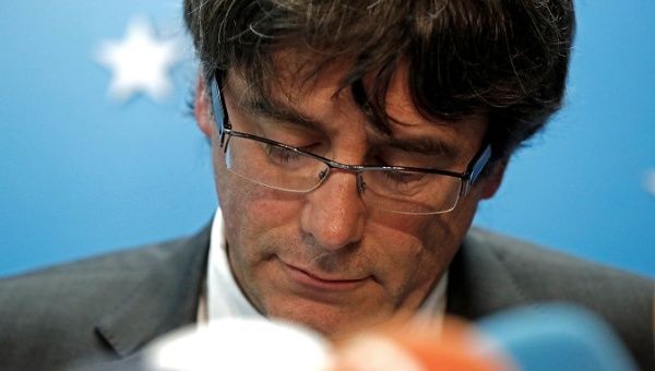 Ousted Catalan leader Carles Puigdemont attends a news conference at the Press Club Brussels Europe, Oct. 31, 2017.