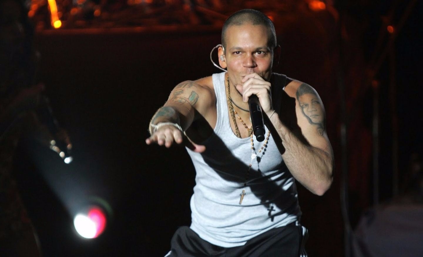 The artist Residente performs alongside Calle 13 (FILE).