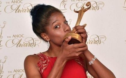  Yulimar Rojas Kisses her 2017 award for best athlete in the Americas, given by the National Association of Olympic Committees. Nov. 2 2017.