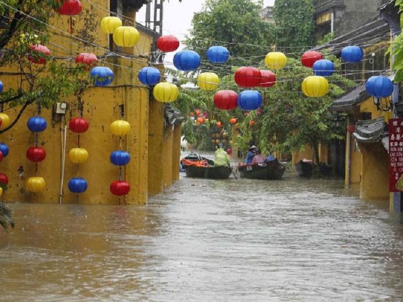 Swollen rivers stretching across Vietnam are threatening to overflow in the central and southern provinces as rain continues to fall.