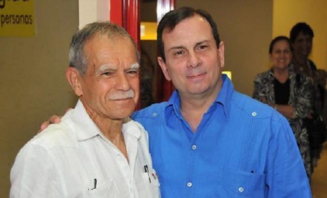 Oscar Lopez Rivera (L) and Fernando Gonzalez Llort, ICAP president and one of the Cuban 5.
