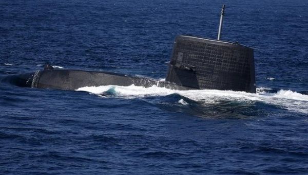 The Argentine Navy is investígating a new signal detected in the South Atlantic, which it believes may have come from the missing ARA San Juan submarine. 