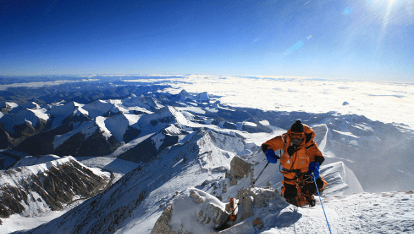 70-year-old Japanese mountaneer Katsusuke Yanagisawa hiking the Everest.