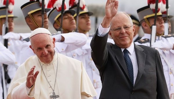 Pope Francis and Peruvian President Pedro Pablo Kuczynski in front of an honor guard in Lima, Peru, January 18. 