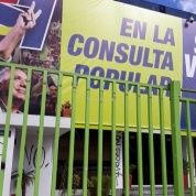 The PAIS Alliance offices in Quito, where outgoing 'Correistas' spraypainted 'No' slogans as supporters of President Moreno put up a massive placard in support of the referendum.