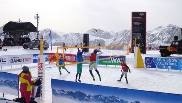 Snow volleyball, like its beach counterpart, comprises of two-person teams.