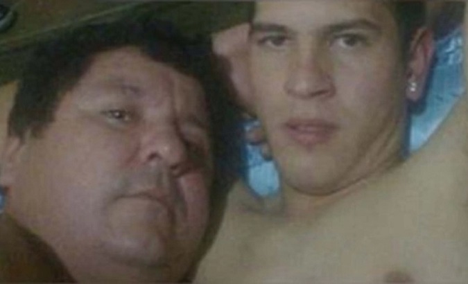 The image of Paraguayan soccer player Bernardo Gabriel Caballero and the president of Rubio Ñu de Luque club, Antonio Gonzalez.