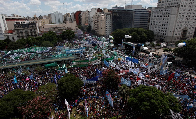 The estimated 400,000-strong rally took over the Argentine capital's main avenue, 9 de Julio, to protest austerity measures.