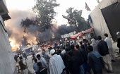  Alrededor de 40 tiendas se quemaron como resultado de la explosión.